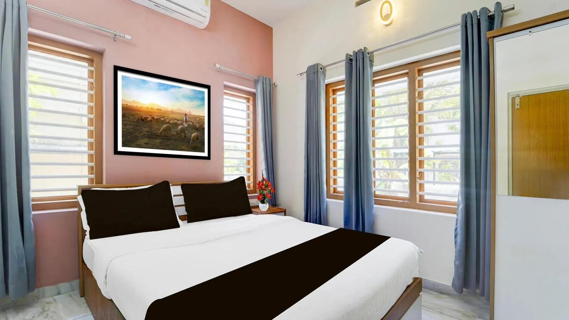 Super Collection O Westhill Near Govt Engg College Hotel Varakal