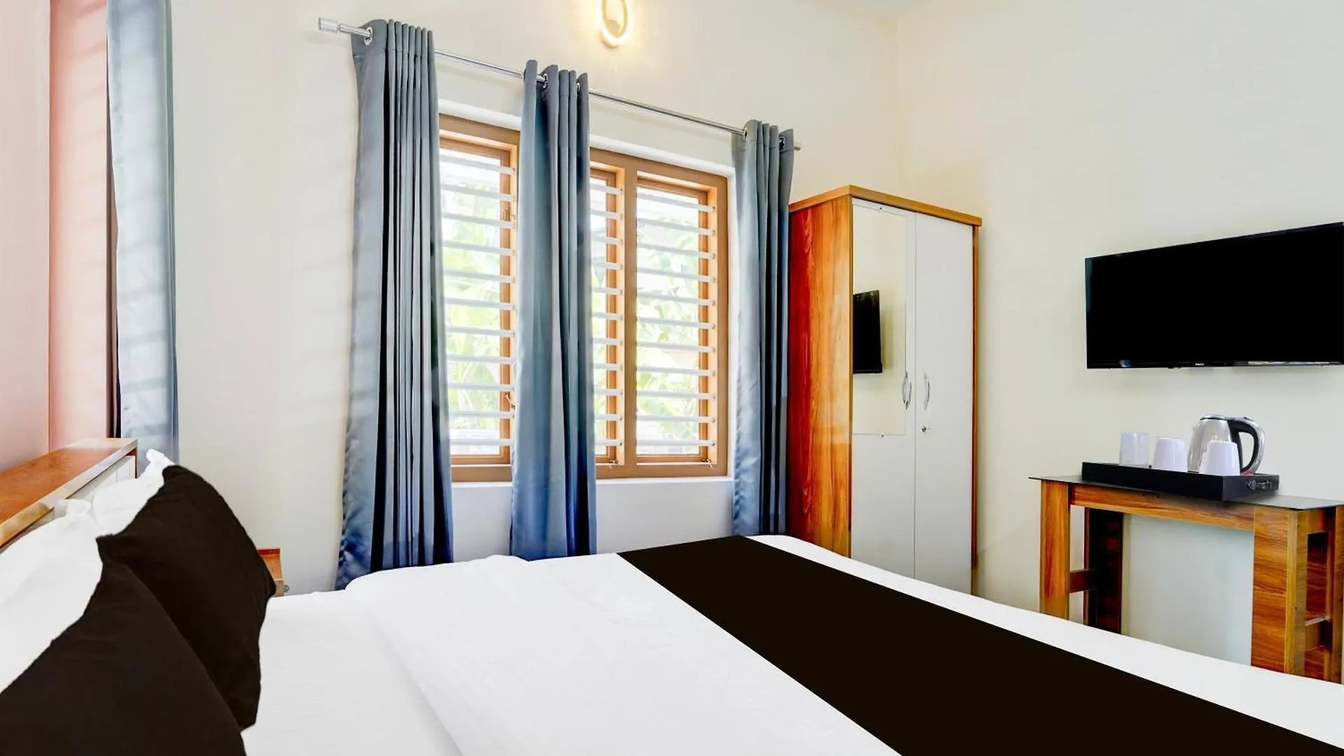 Super Collection O Westhill Near Govt Engg College Hotel Varakal India